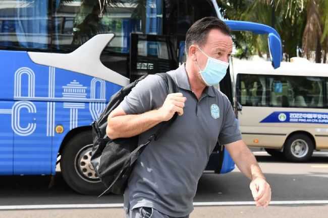 小哥不让吴邪释放微博